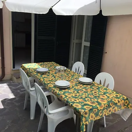 Le Sprizze Mare مارتْشانا مارينا